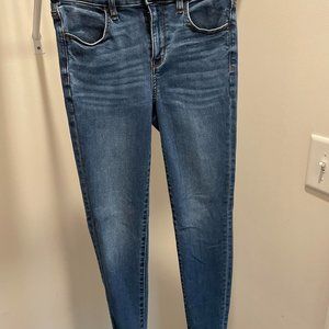 Dark Wash American Eagle Skinny Jeans